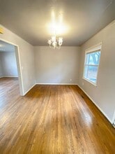 1404 Carlisle Ct in The Village, OK - Building Photo - Building Photo