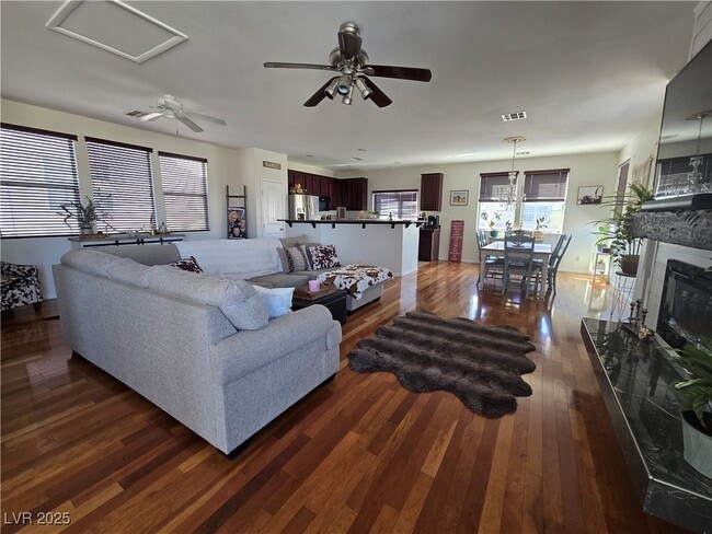property at 11669 Splendor View Dr