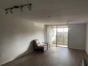 717 SW 75th St in Gainesville, FL - Building Photo - Building Photo