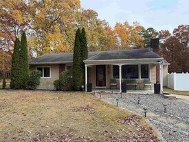 712 S 4th Ave in Galloway, NJ - Building Photo