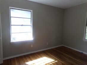 414 Gardenia St in Lake Jackson, TX - Building Photo - Building Photo