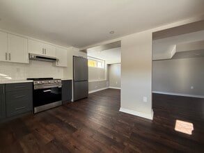 175 Raylawn Crescent in Halton Hills, ON - Building Photo - Building Photo