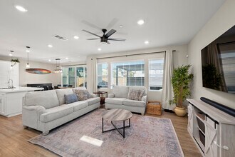 2457 Remus Ln in Spring Valley, CA - Building Photo - Building Photo
