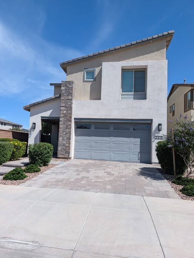 1418 E Blue Spruce Ln in Gilbert, AZ - Building Photo - Building Photo