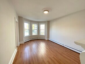 1576 Tremont St, Unit 2 in Boston, MA - Building Photo - Building Photo