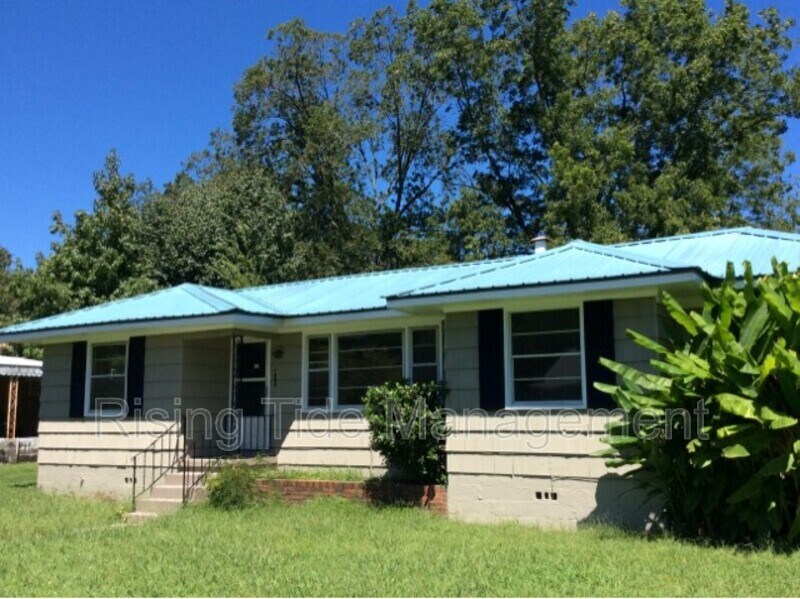 812 10th Way in Pleasant Grove, AL - Building Photo