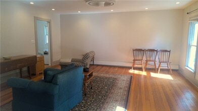 64 Shethar St in Hammondsport, NY - Building Photo - Building Photo