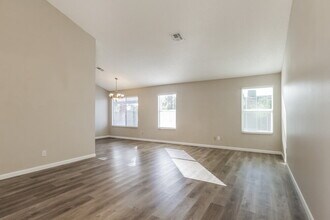 6307 W Kings Ave in Glendale, AZ - Building Photo - Building Photo