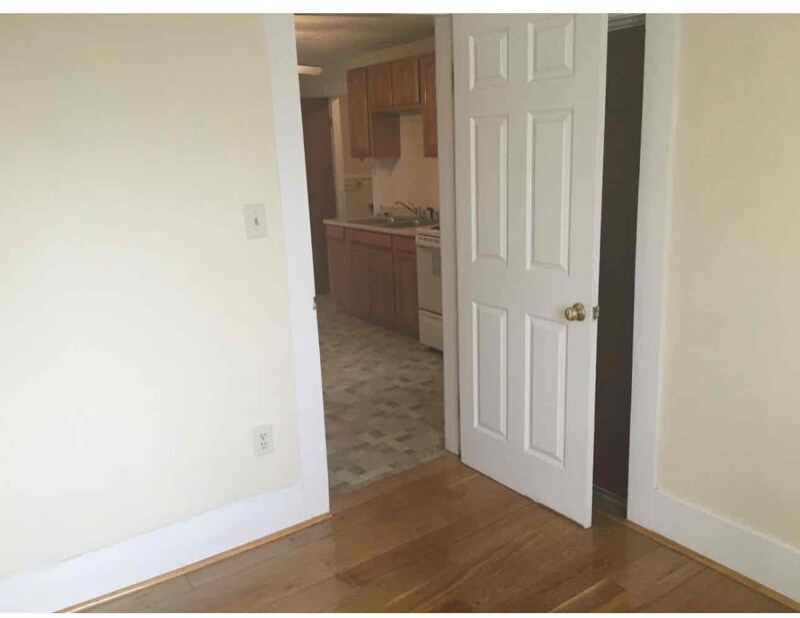 60 Merrick St in Worcester, MA - Building Photo
