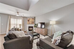 3922 Gilbert Ave in Dallas, TX - Building Photo