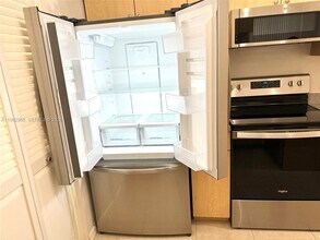 1020 Villa Cir in Boynton Beach, FL - Building Photo - Building Photo