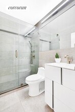 45 E 25th St in New York, NY - Building Photo - Building Photo