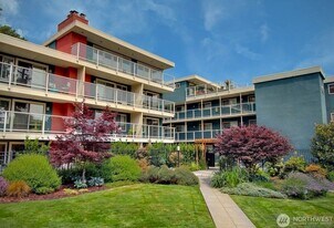 1730 Taylor Ave N, Unit 302 in Seattle, WA - Building Photo