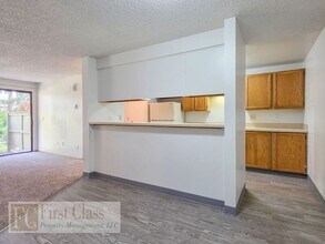 4860 SW Murray Blvd in Beaverton, OR - Building Photo - Building Photo