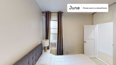 Private bedroom in 4 bed/1 bath Home in Boston, MA - Building Photo - Building Photo