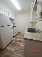 2110 NW Lindy Ave in Lawton, OK - Foto de edificio - Building Photo