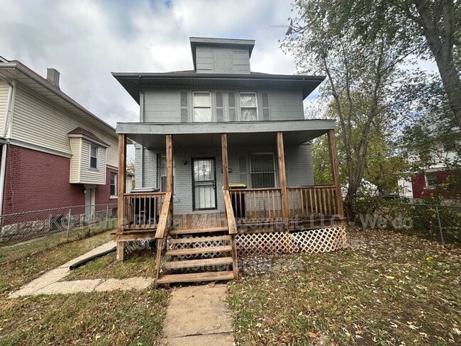 property at 2002 E 35th St