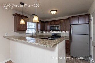 1165 to 1169 Snyder Wy in Oconomowoc, WI - Building Photo - Building Photo