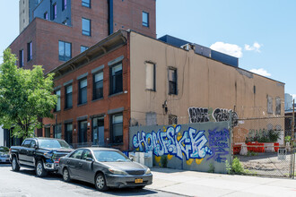 54 S 2nd St in Brooklyn, NY - Building Photo - Building Photo