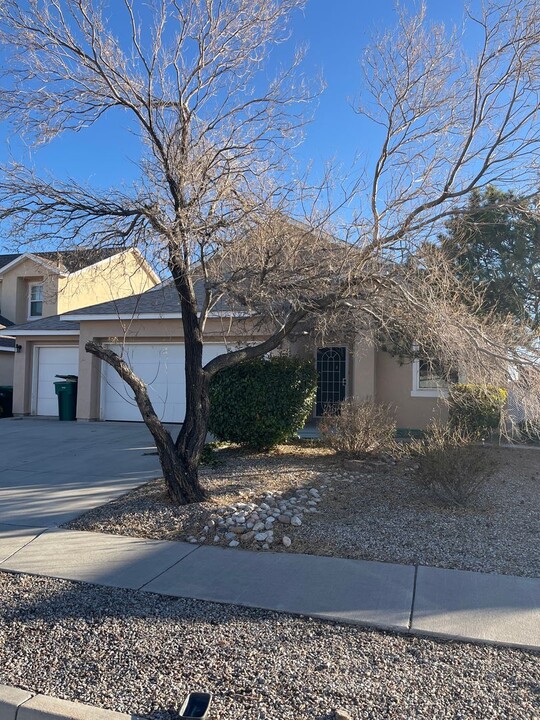 1504 Reynosa Loop SE in Rio Rancho, NM - Building Photo