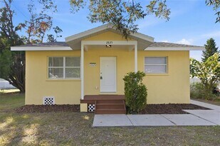 2825 Church Ave in Sarasota, FL - Building Photo