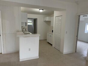 1820 Rutland St in Opa Locka, FL - Building Photo - Building Photo