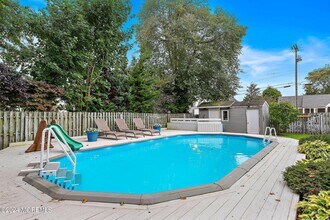 14 S Rd in Monmouth Beach, NJ - Building Photo - Building Photo