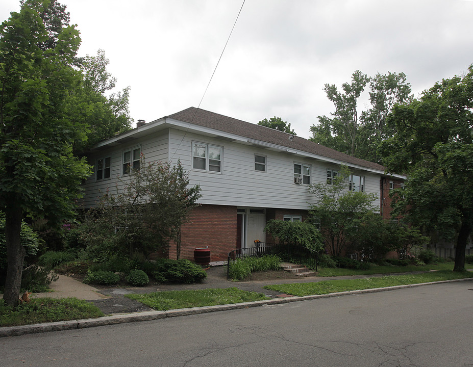 Fourplex in Schenectady, NY - Foto de edificio