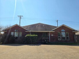 3828 Oldenburg Ln in College Station, TX - Building Photo