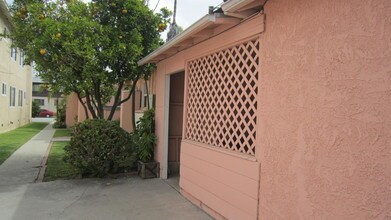 3927 Sawtelle Blvd, Unit 0 in Los Angeles, CA - Foto de edificio - Building Photo