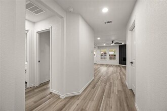 408 Reagan Ln in Burleson, TX - Building Photo - Building Photo