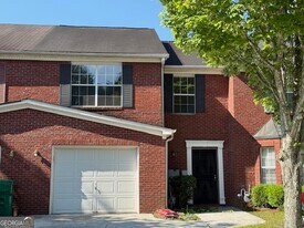 5833 Wind Gate Ln in Lithonia, GA - Building Photo