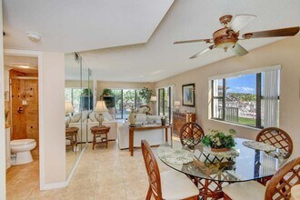 9400 S Ocean Dr in Jensen Beach, FL - Building Photo - Building Photo