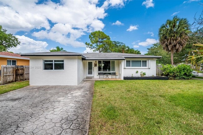 property at 1620 SW 33rd Ave