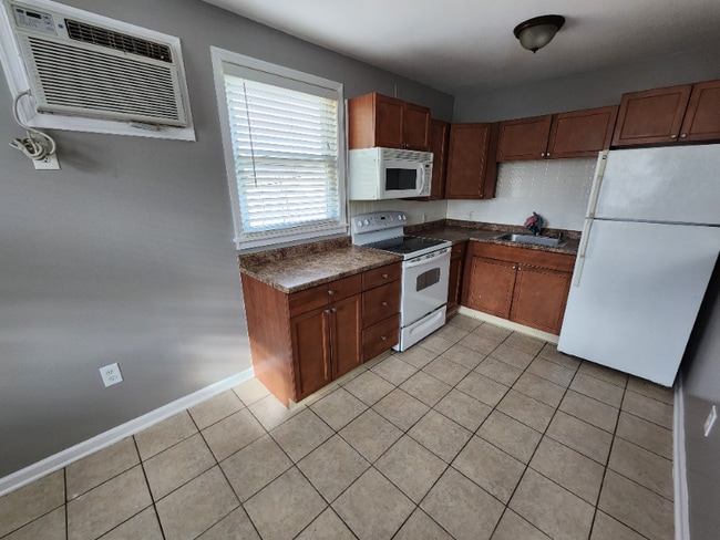 715 S Filmore St in Allentown, PA - Foto de edificio - Building Photo