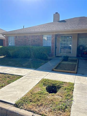 980 Tennessee Trail in Arlington, TX - Building Photo