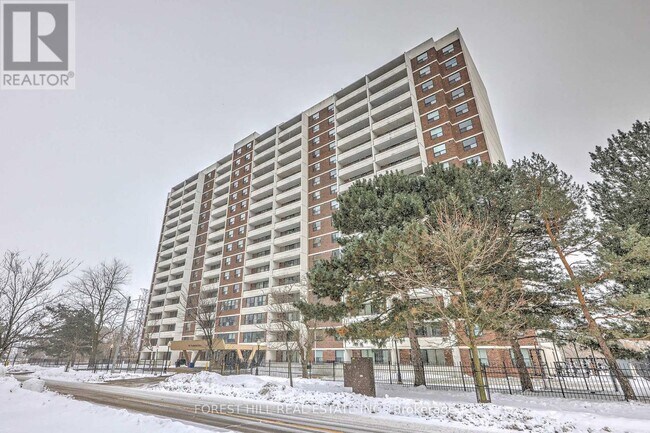 101 Prudential Dr in Toronto, ON - Building Photo - Building Photo