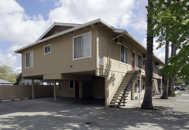 473 E Arcade St in Stockton, CA - Building Photo - Building Photo