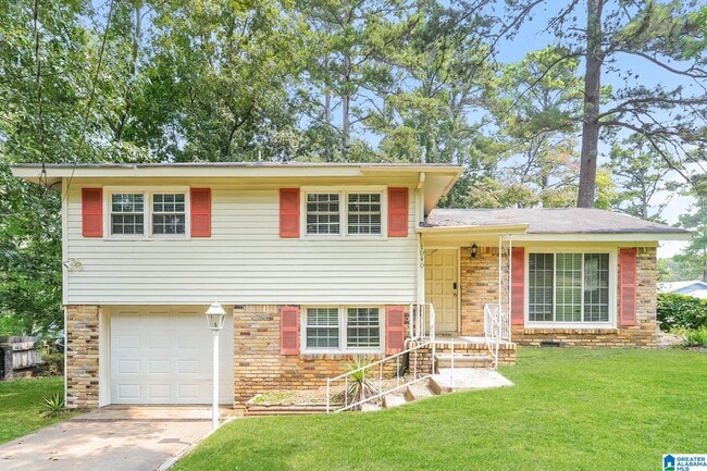 property at 10401040 Hagwood Rd