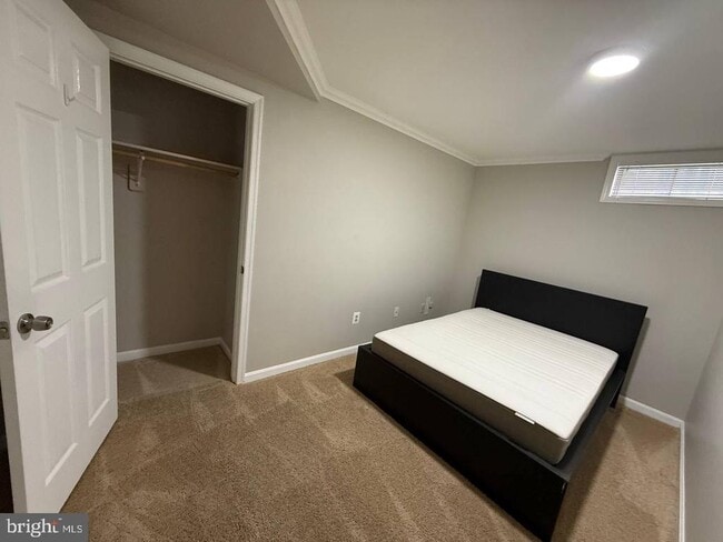 8514 Wild Spruce Dr in Springfield, VA - Building Photo - Building Photo