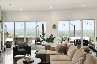 3230 Tyrol Dr in Laguna Beach, CA - Building Photo - Building Photo