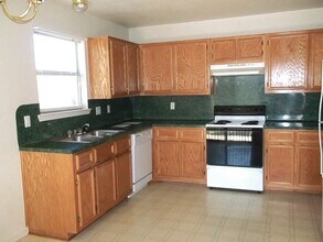 308 Deloris Dr in Killeen, TX - Foto de edificio - Building Photo