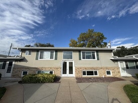 The Preston in Gothenburg, NE - Building Photo