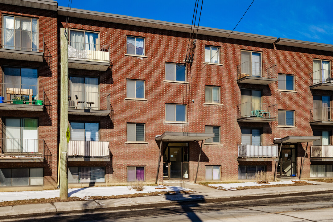 65 Saint-Jacques St in Lachine, QC - Building Photo