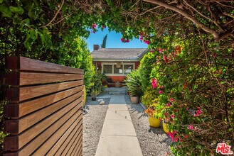 4643 Nagle Ave in Los Angeles, CA - Building Photo - Building Photo