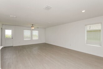 2756 Mistwood Dr in Fort Worth, TX - Building Photo - Building Photo
