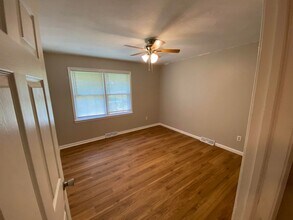 6437 E Farm Rd 170-Unit -1 in Rogersville, MO - Building Photo - Building Photo