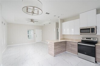 221 Rafael Dr in San Juan, TX - Building Photo - Building Photo