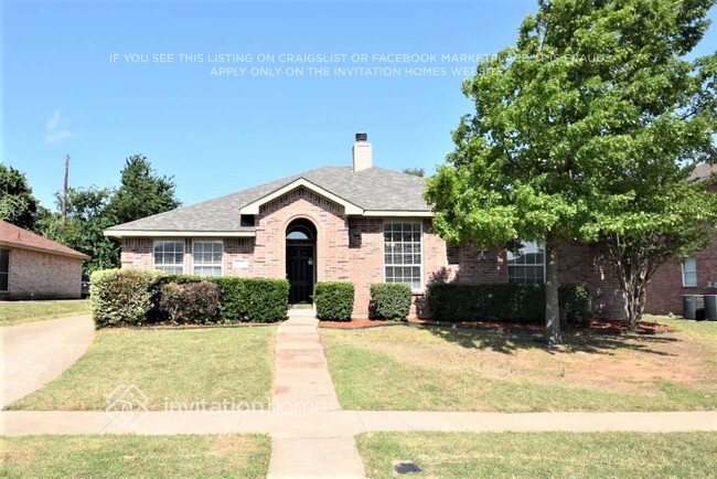 property at 1249 Old Oak Dr
