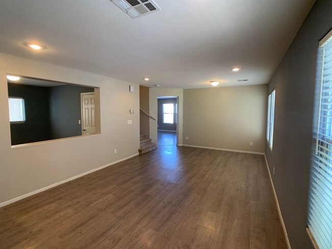 5662 Thunder Spirit St in Las Vegas, NV - Building Photo - Building Photo